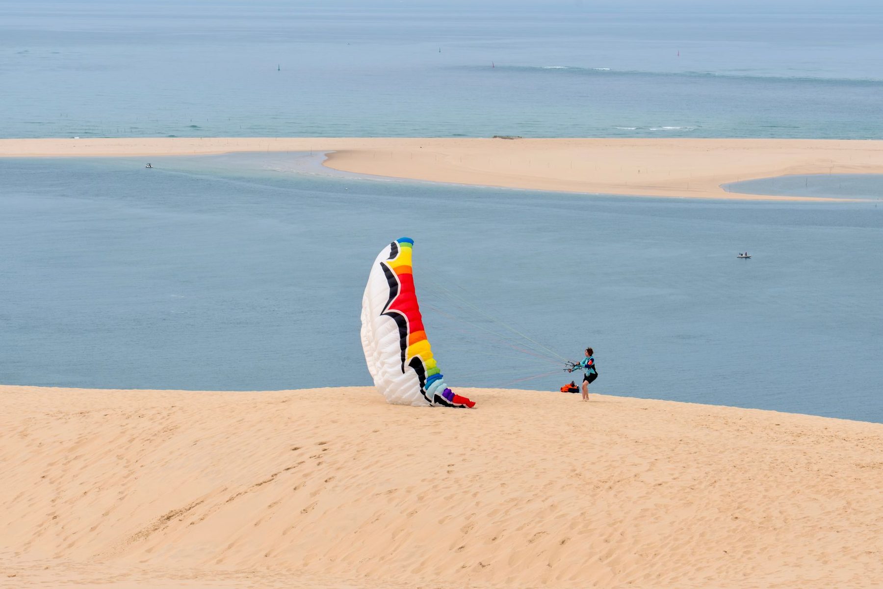 Banc de sable et eau turquoise du Bassin